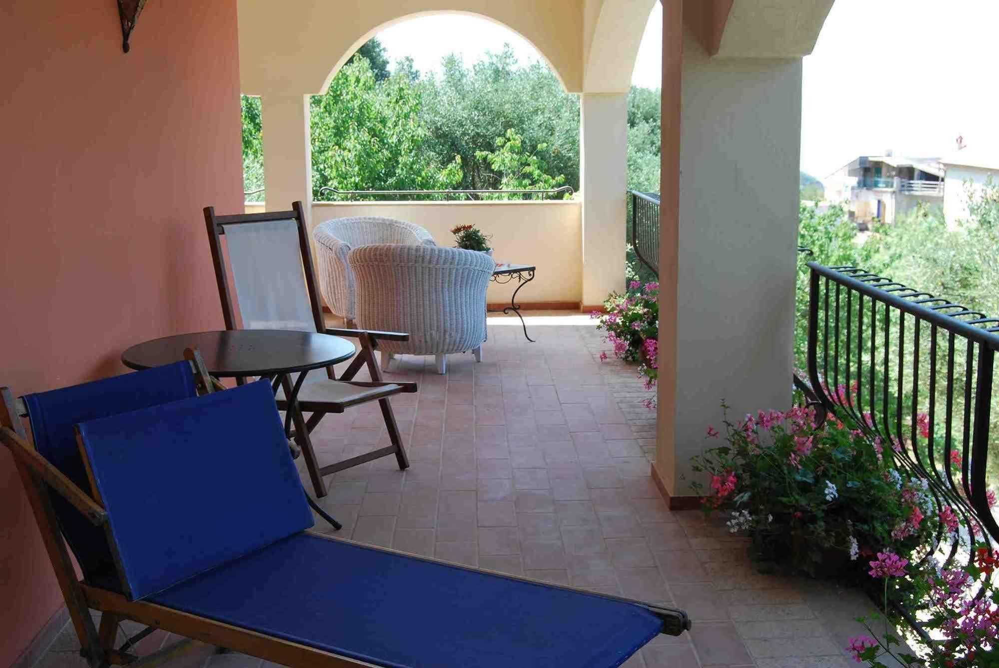Villa Santa Sofia Ascea Exteriör bild